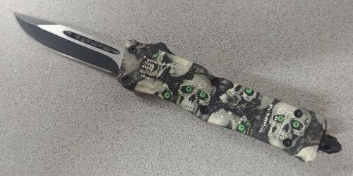 6.5" Delta Force Skulls OTF Automatic Knife Drop Point