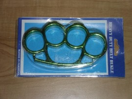 green hard plastic knuckle buckle